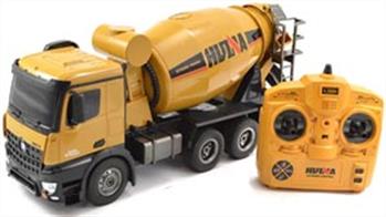 Radio controlled construction plant, earth movers and cranes by Hobby Engine.