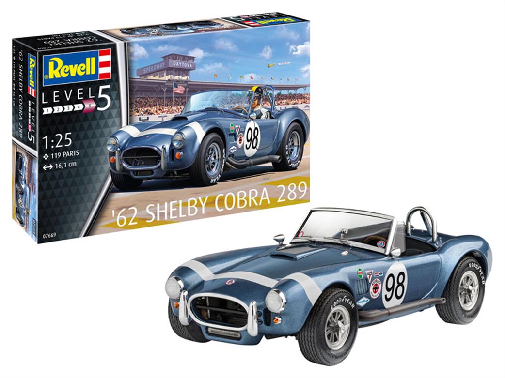 Revell 07669 Model & Box