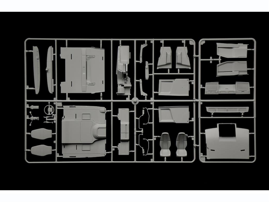 Italeri 3942 Interior Sprue