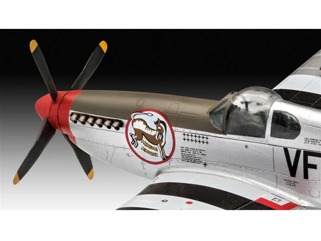 Revell 03711 P-51 Side