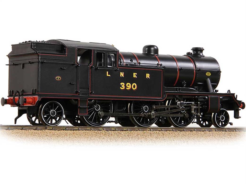 Bachmann OO gauge 31-617 LNER 390 Gresley class V3 2-6-2T lined black