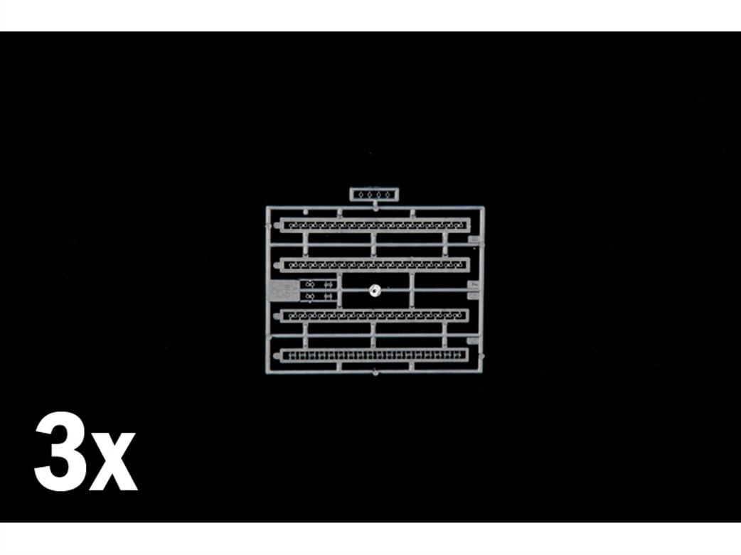 Italeri 4642 Sprue 3