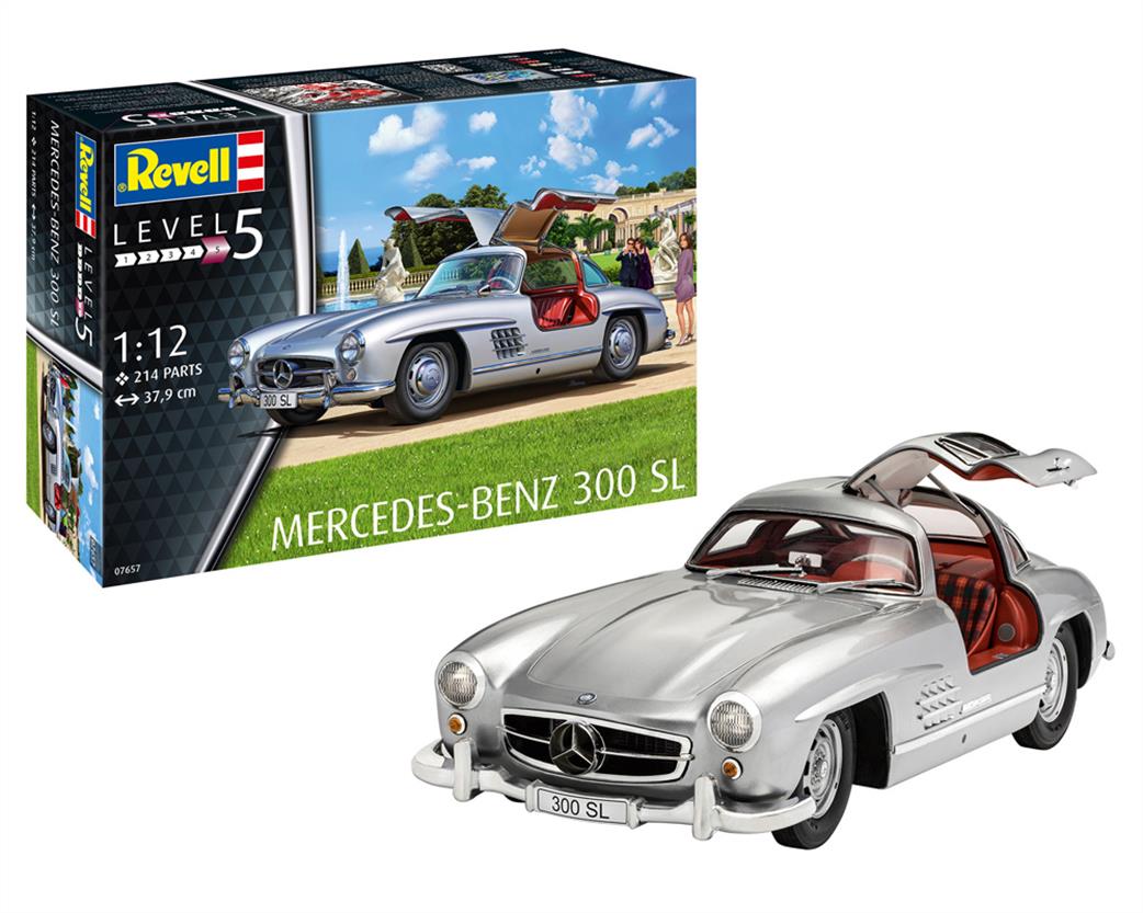 Revell 07657 Model & Box