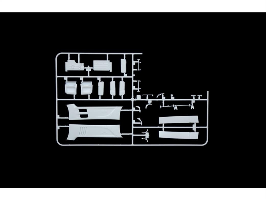 Italeri 3948 Side Skirt Sprue