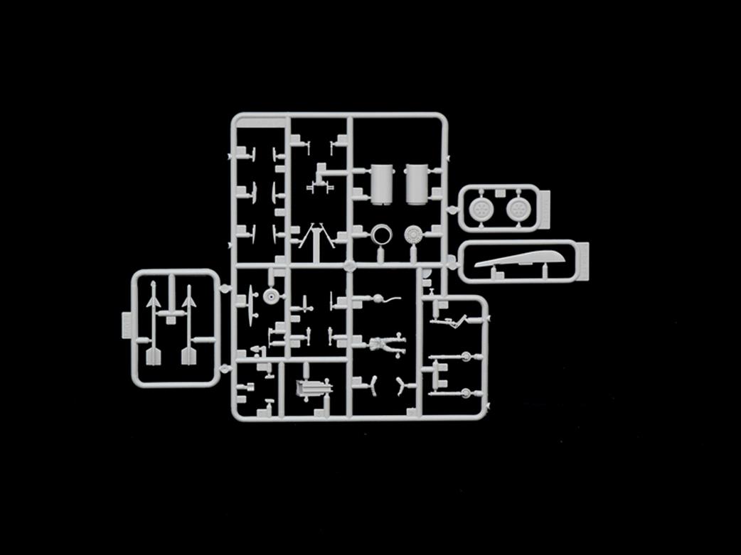 Italeri 1427 Detail Sprue