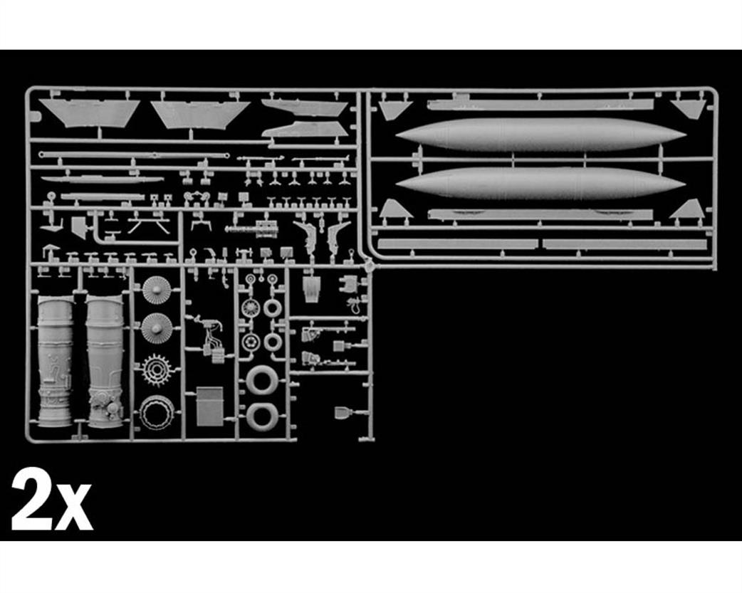 Italeri 2513 Engines/Fuel Tanks