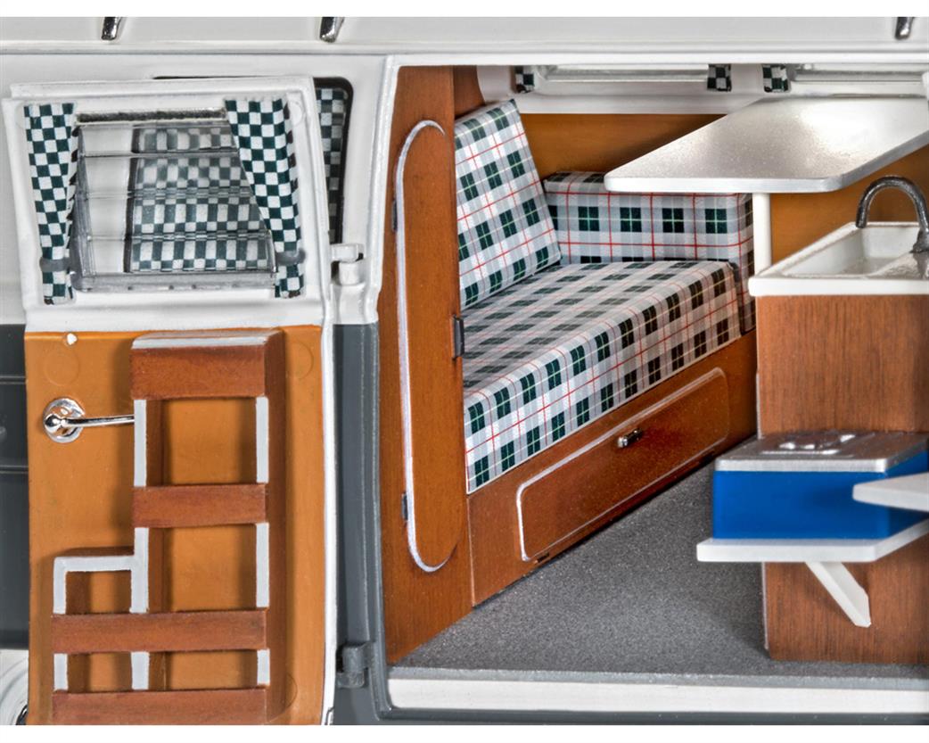 Revell 07674 Camper Interior