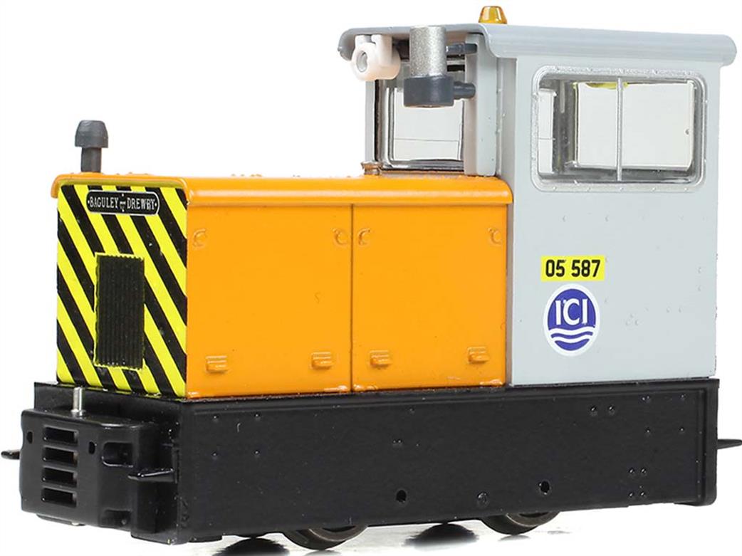 Bachmann OO9 narrow gauge model 392-028 RNAD Baguley-Drewery 70hp diesel locomotive ICI orange & white