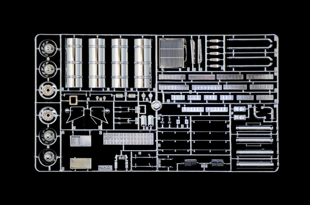 3925-Sprue3