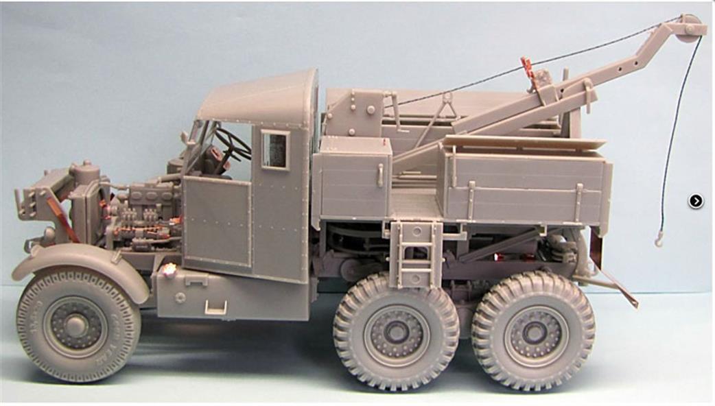 Thunder Model Scammell Pioneer Recovery Tractor Plastic Model Kit