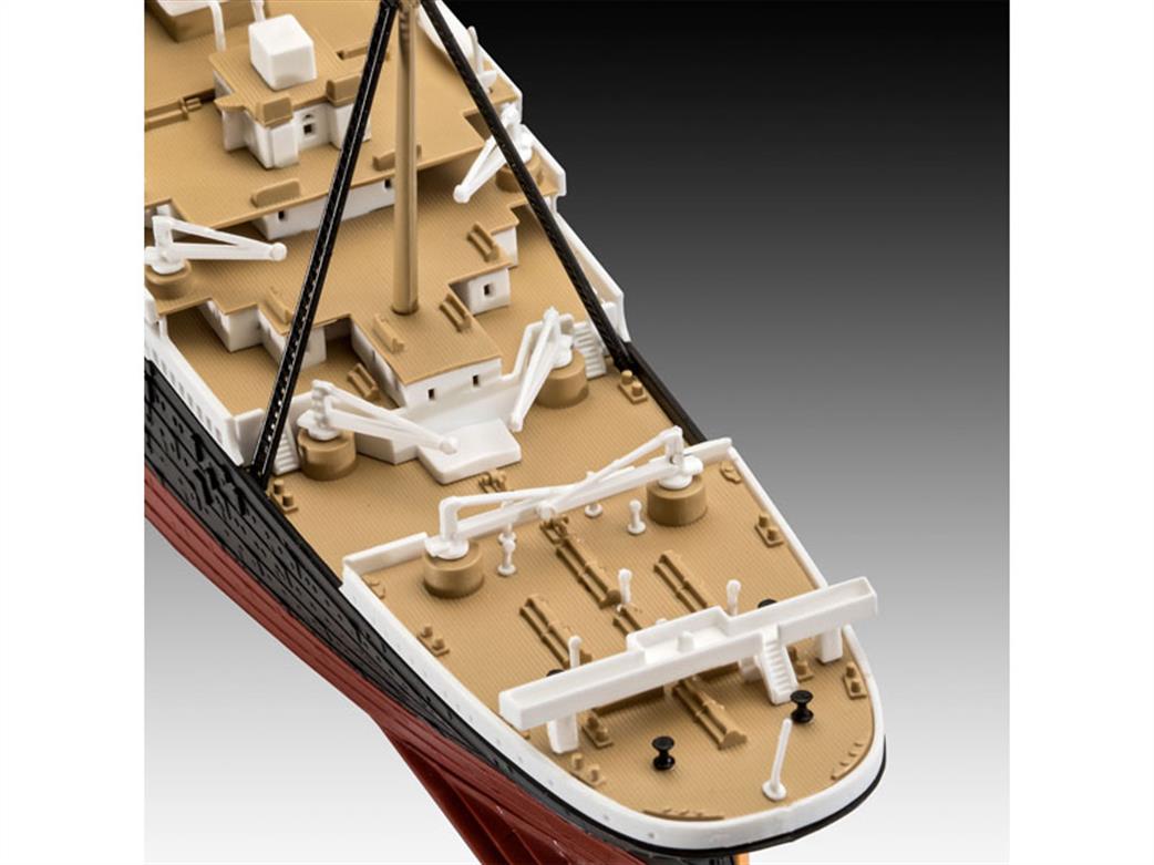 Revell 05599 Stern