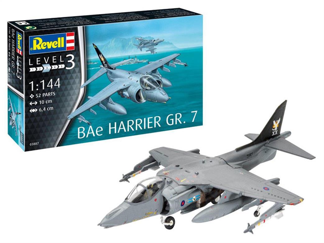 Revell 03887 Model & Box