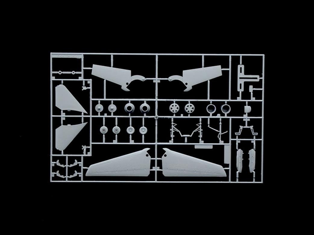 Italeri 1414 Wing Sprues