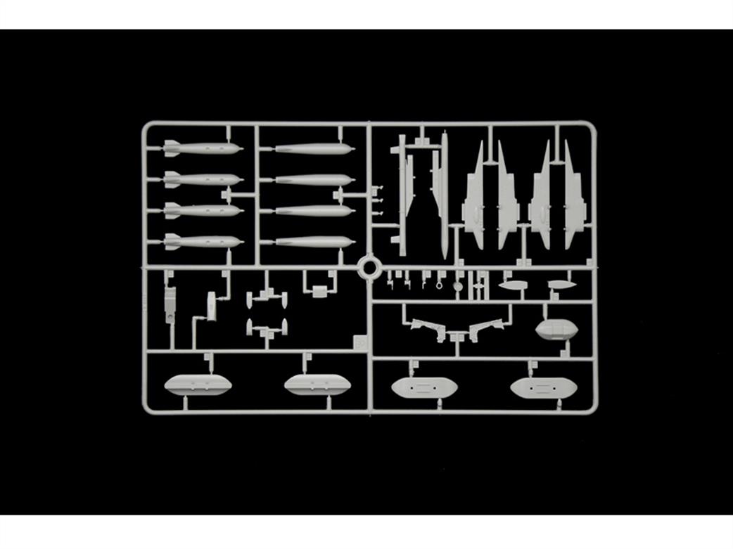 Italeri 2790 Sprue 2