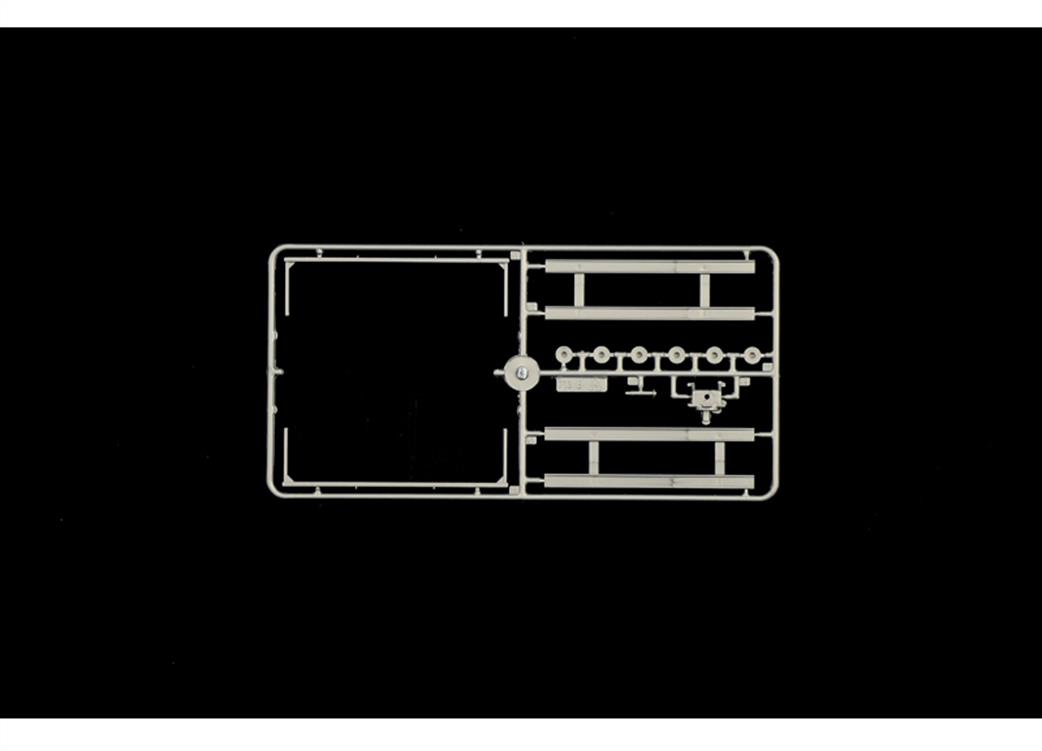 Italeri 3945 Detail Parts