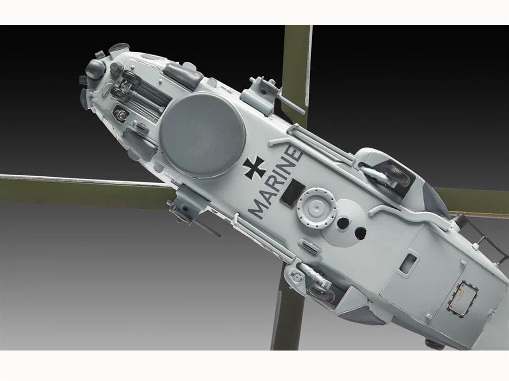 Revell 03784 NFH Navy Helicopter kit