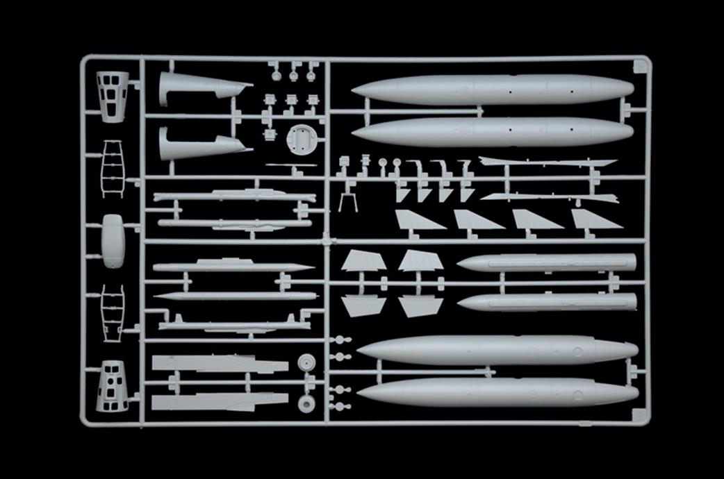 Italeri 2510 Tanks