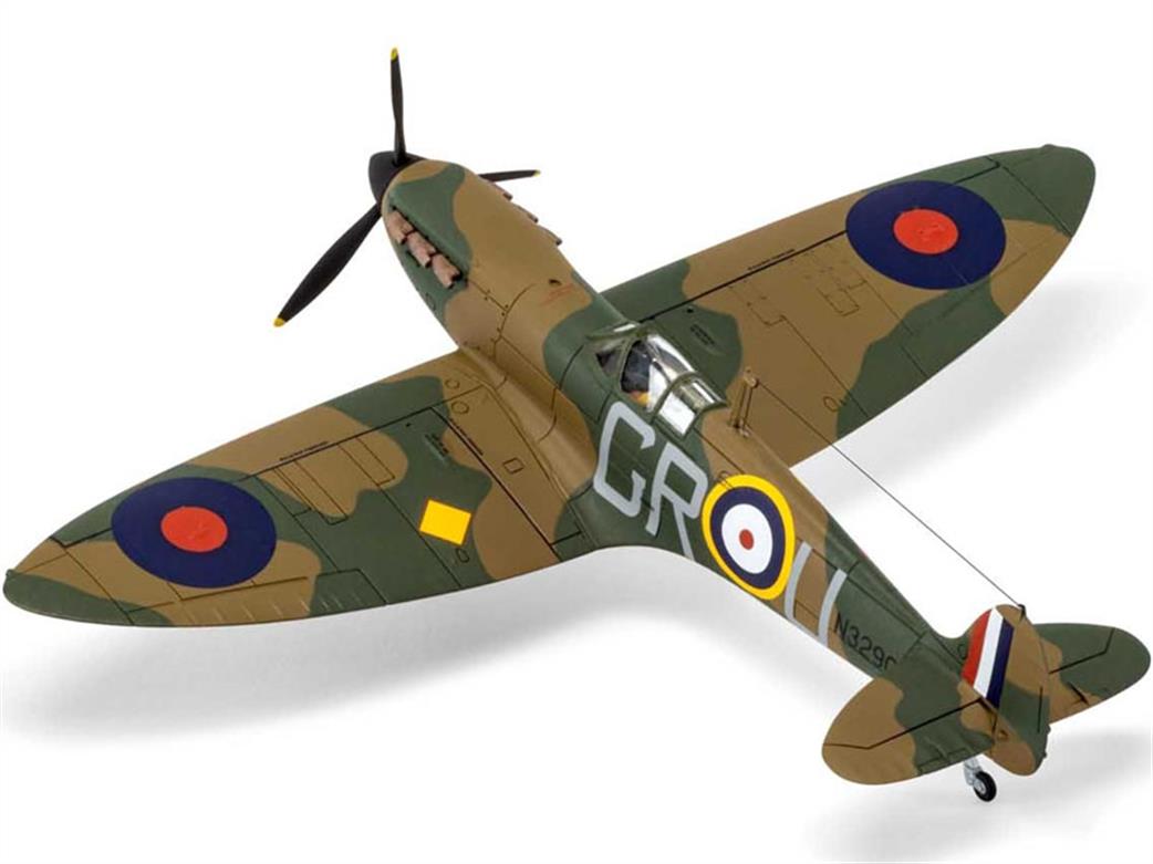 Airfix A01071B Model 4