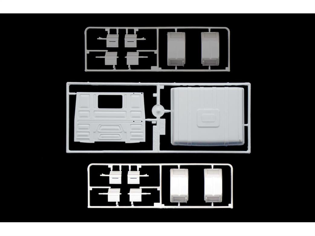 Italeri 3944 Roof Sprue