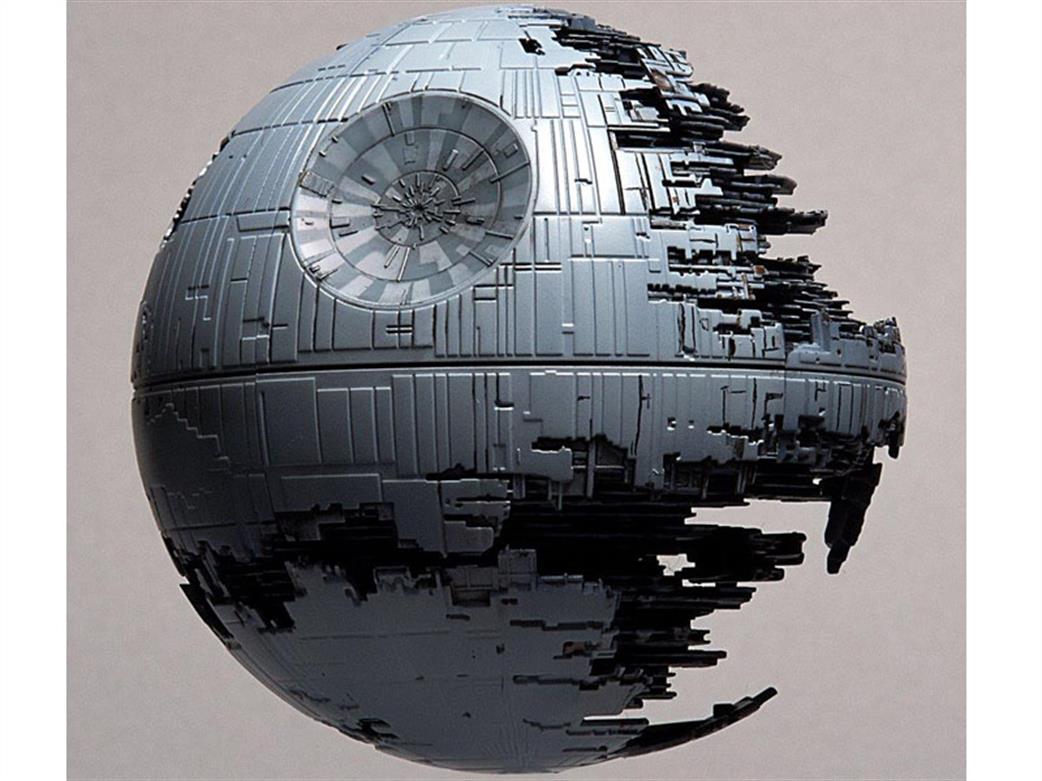 Revell Bandai 01207 Death Star Front