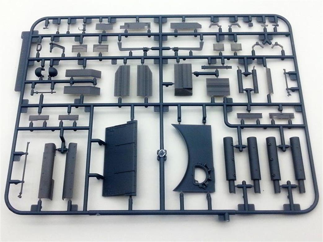 Amusing Hobby 35A006 Exhaust Details