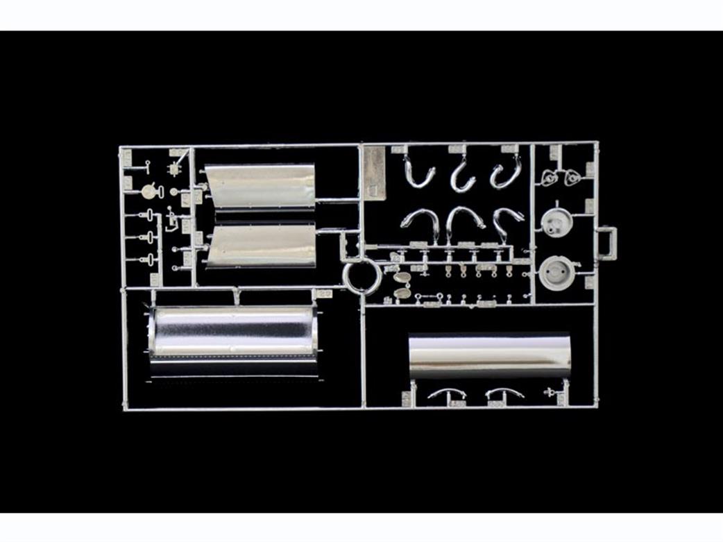 Italeri 4707 Chrome Parts