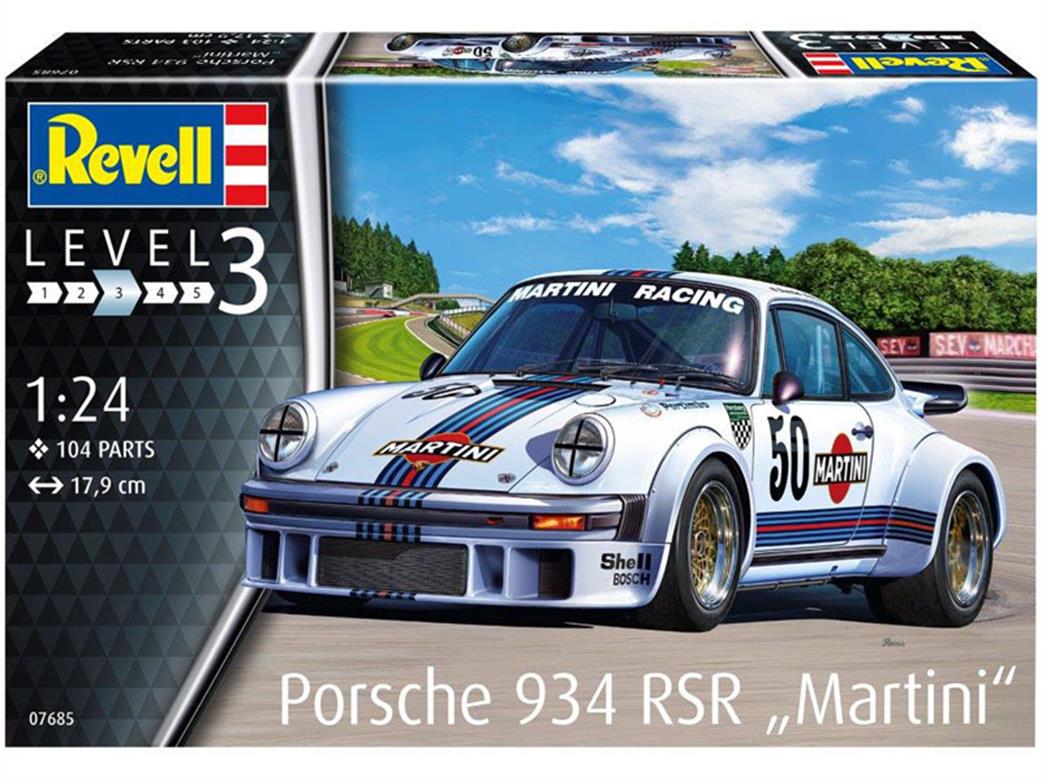 Revell 67685 Box