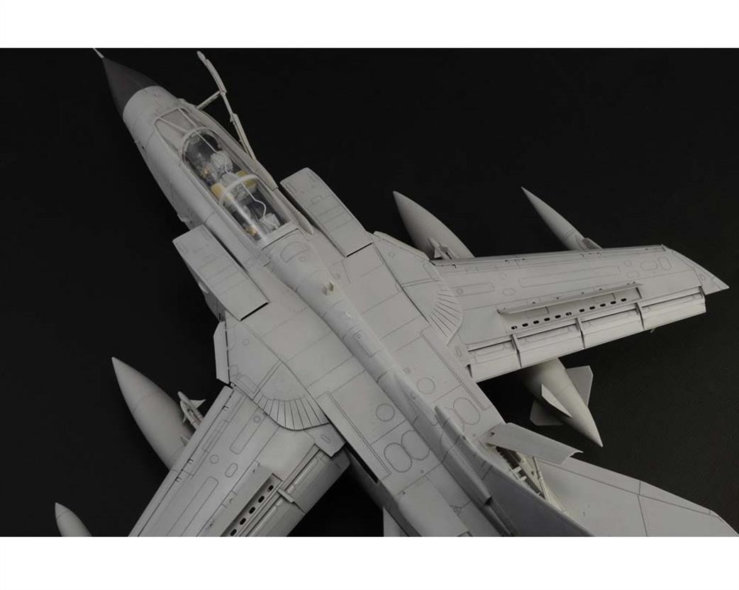 Italeri 2513 Overtop