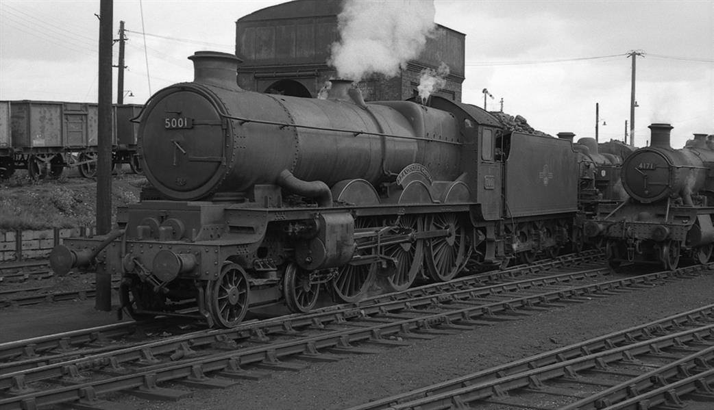 5001 Llandovery Castle at Leamington on 11th June 1962