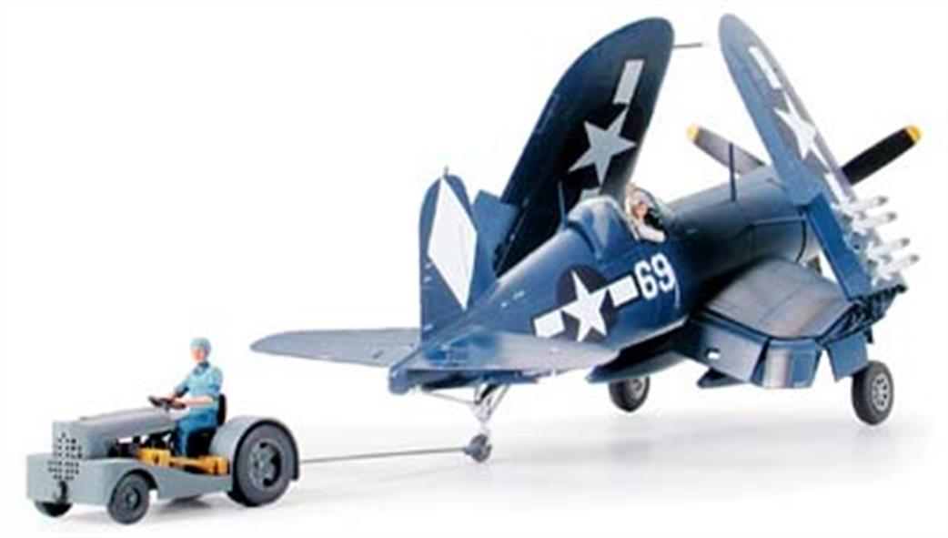 Tamiya 1/48 61085 Vought F4U-1D Corsair  Kit with Moto-Tug