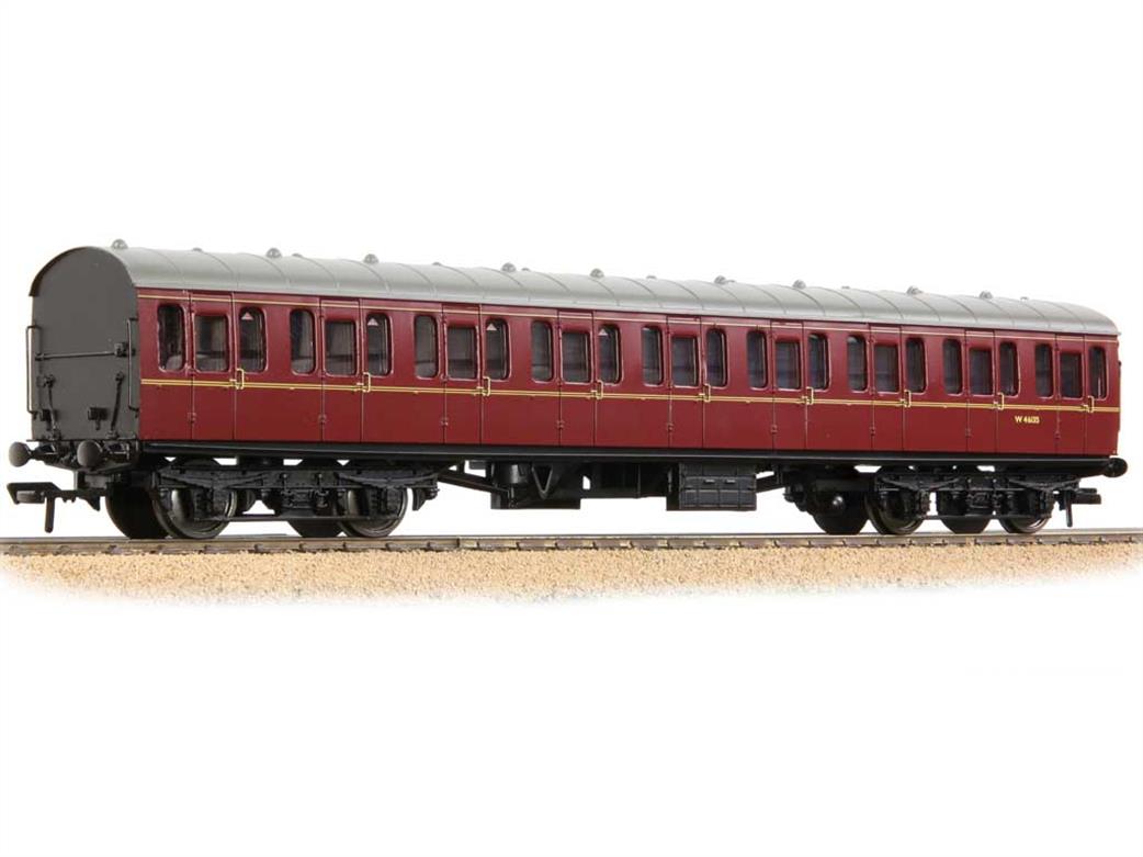 Bachmann OO 34-604D BR Mk1 57ft Suburban Second Class Coach Lined Maroon