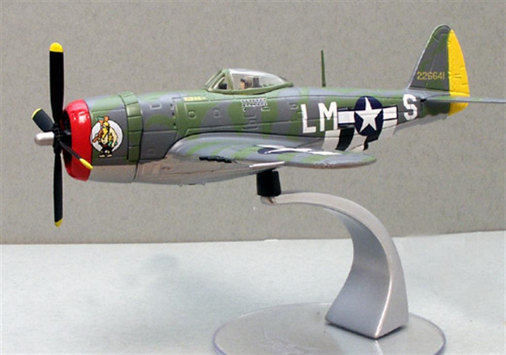 Corgi 1/72 AA33801 Preowned P-47D Thunderbolt Col. Schilling WW2