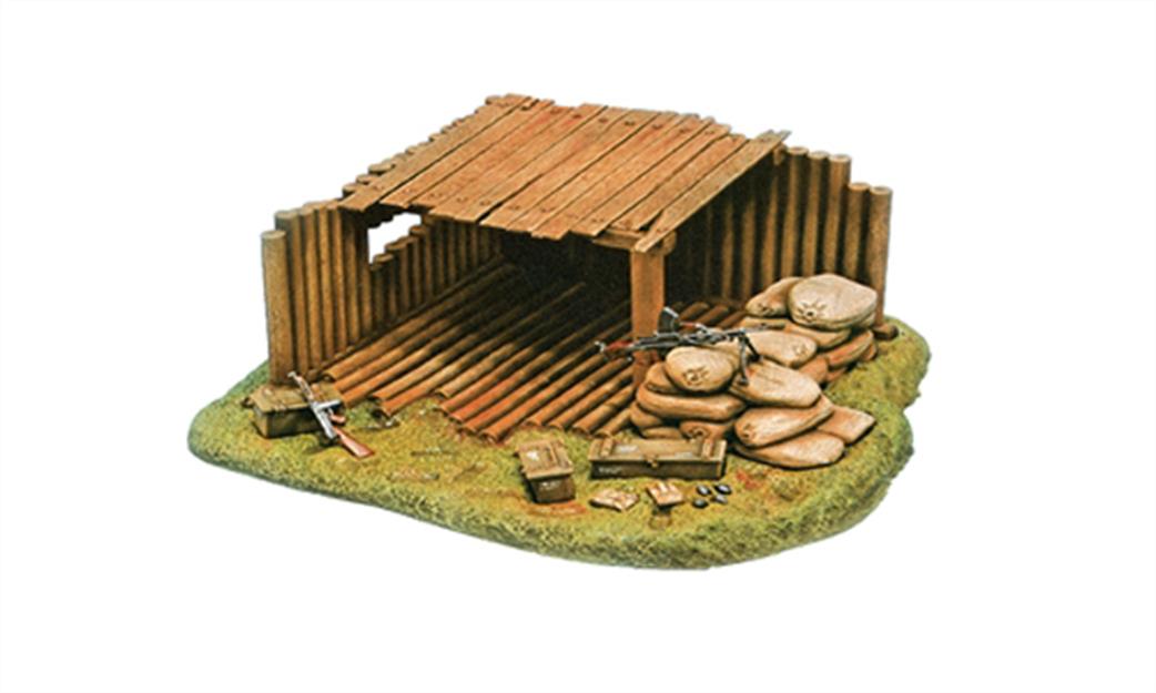 Italeri 1/35 417 Command Post