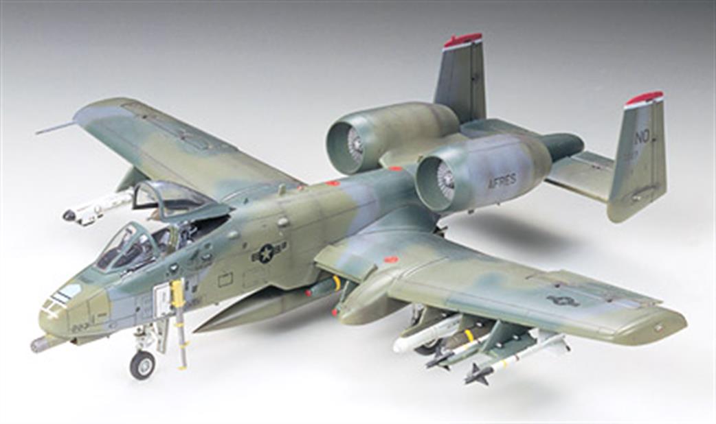 Tamiya 1/72 60744 A-10A Thunderbolt II