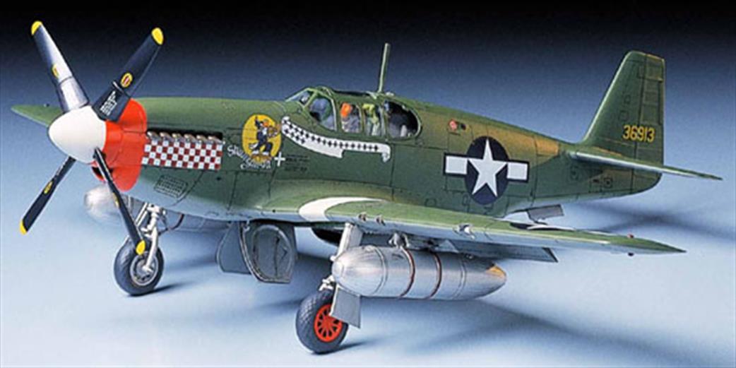 Tamiya 1/48 61042 North America P51B Mustang WW2 Fighter Aircraft Kit