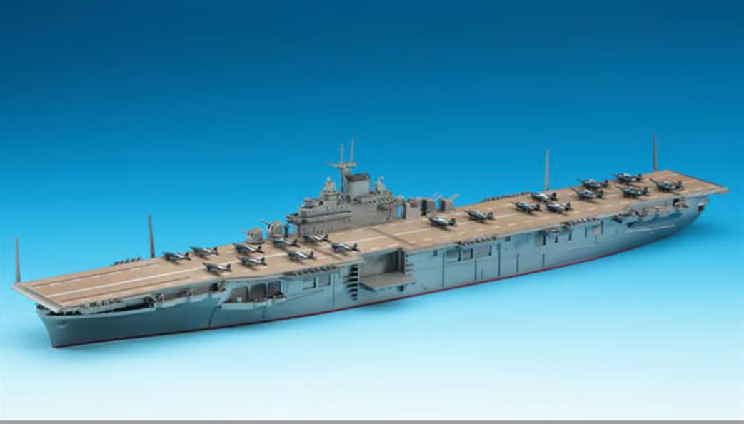 Hasegawa 1/700 707 U.S. Aircraft Carrier Essex Waterline Kit