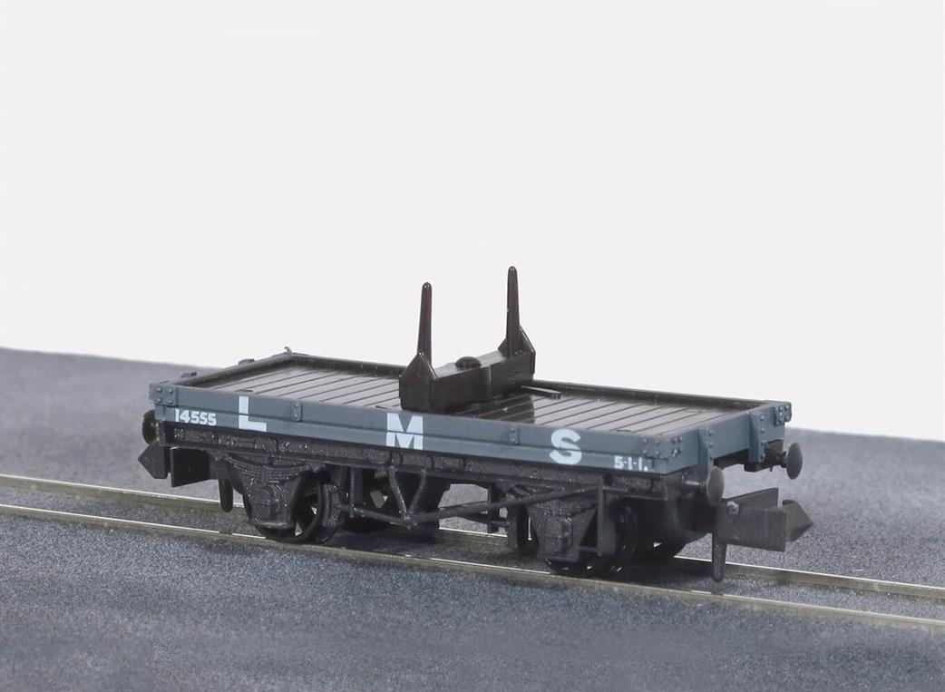 Peco N NR-39M Pair of LMS Bolster Wagons Grey