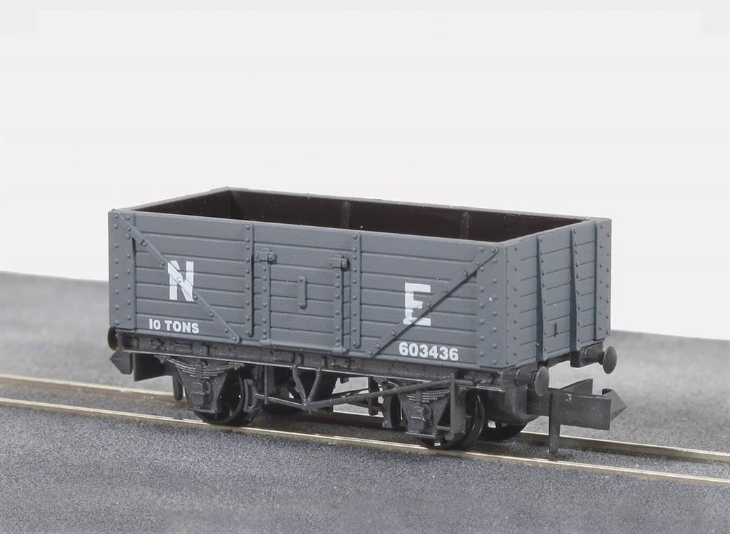 Peco N NR-41E LNER 7 Plank Open Coal Wagon