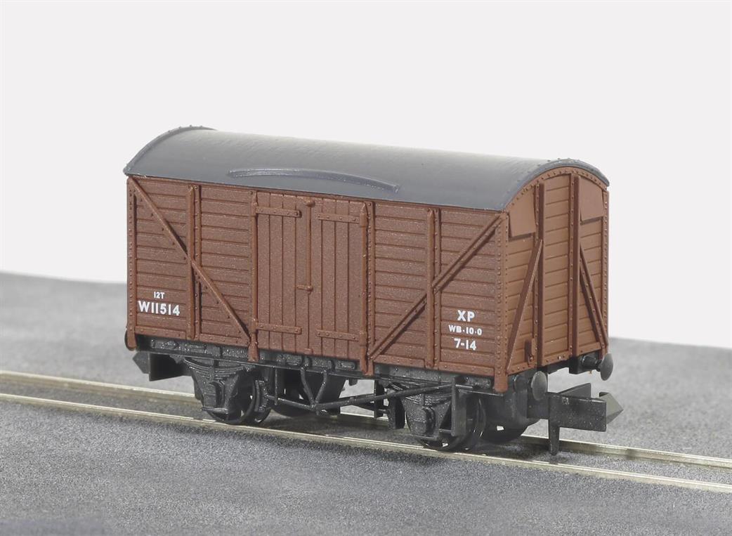 Peco N NR-43B BR Ventilated Box Van Bauxite