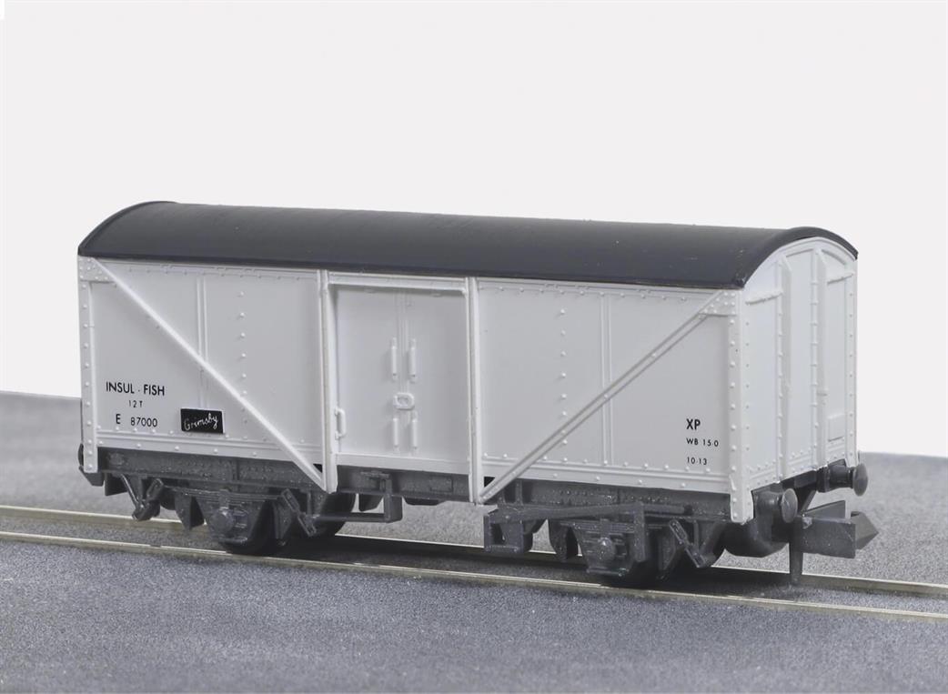 Peco N NR-6B Wagon Fish Van BR White