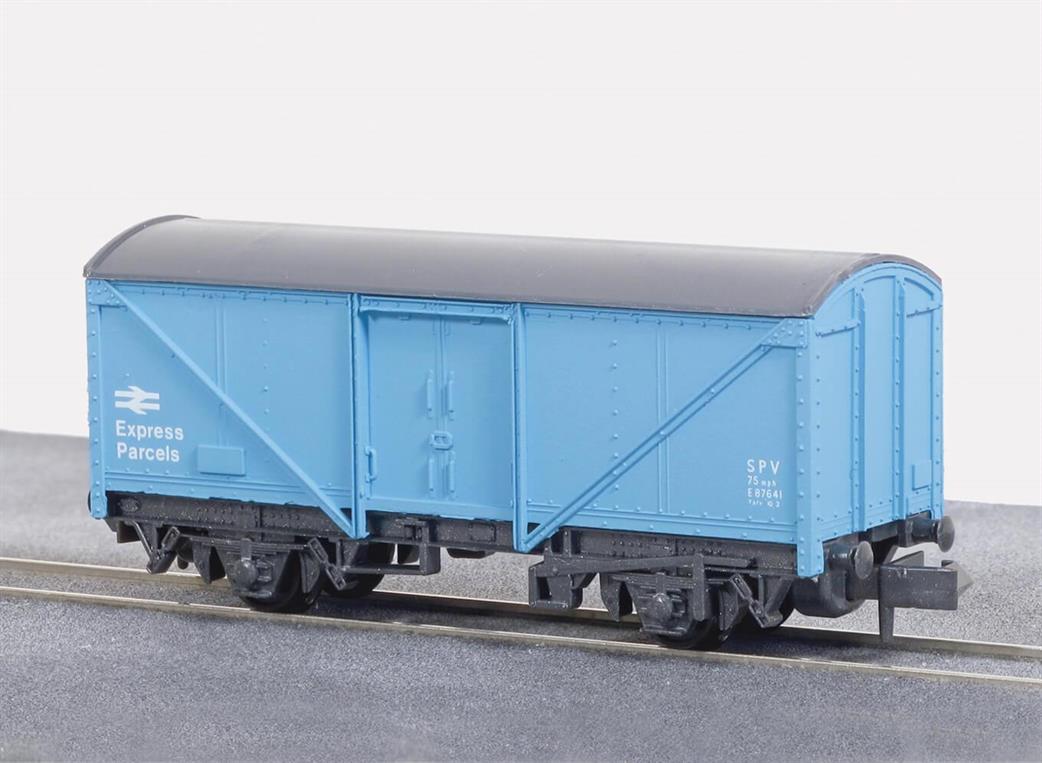 Peco N NR-9B Wagon Parcels Van BR Light Blue