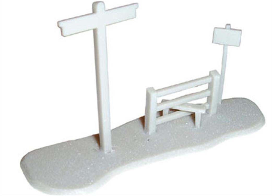 Dapol Kitmaster OO C078 Sign Post & Style Plastic Kit