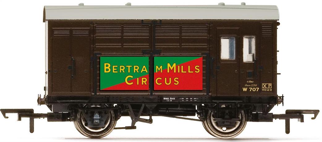 Hornby OO R60278 BR Bertram Mills Circus Horse Box 707