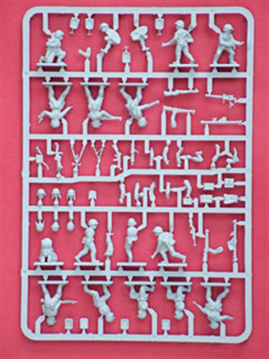 Valiant Miniatures 1/72 VM003 American GI's 1942/44 WWII 64 Unpainted Plastic Figures