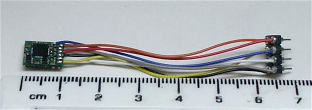 Gaugemaster  DCC22 8 Pin Very Small Locomotive DCC Decoder 2 Function