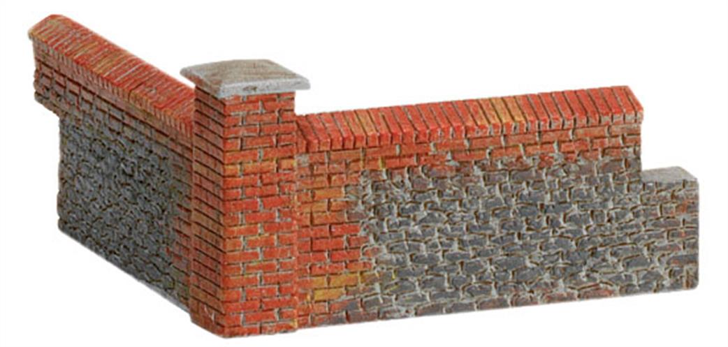 Hornby OO R8978 Brick Walling Corner Sections From Skaledale