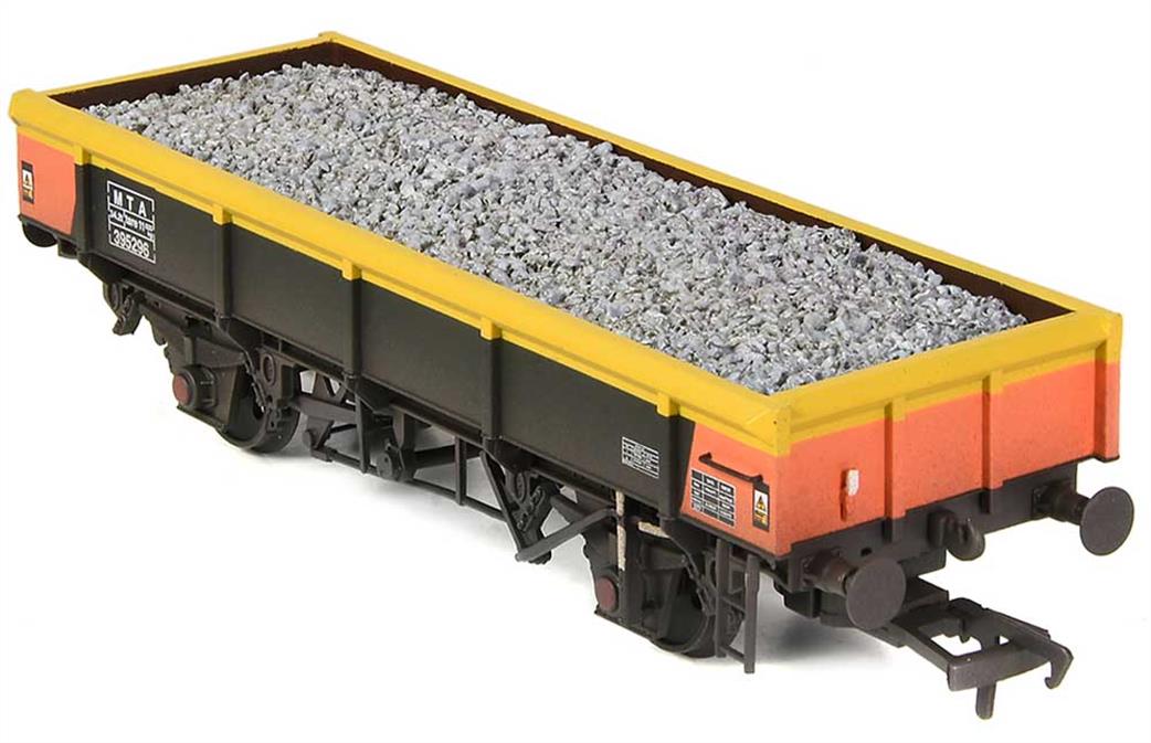 Bachmann OO 38-049 EWS ex-Loadhaul MTA Open Wagon Loadhaul Black & Orange Weathered with Load