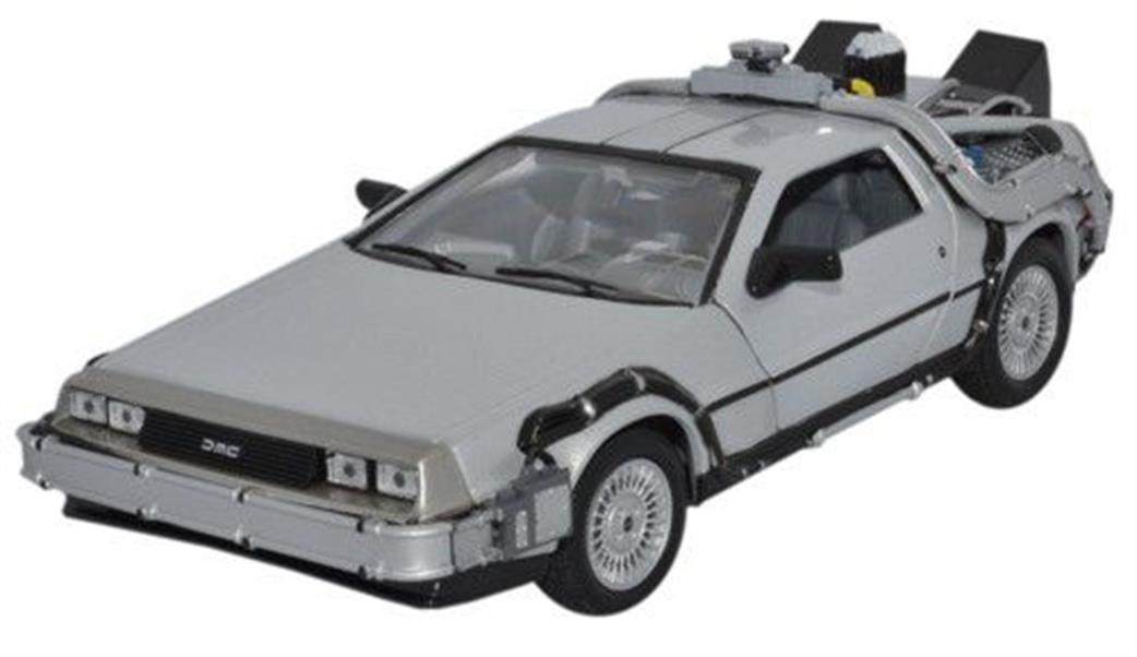 Welly 1/24 22441W De Lorean Back To The Future 2 Car Model