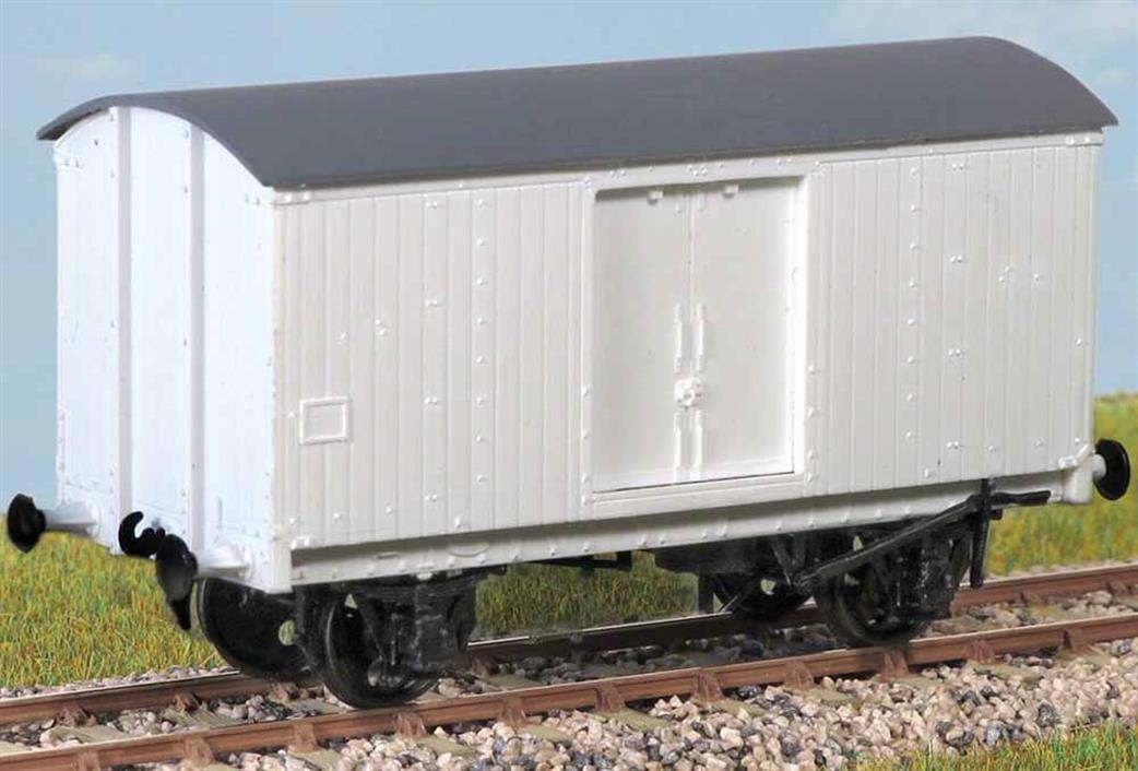 Parkside Kits OO PC57 LNER/BR 10-ton Fish Van Kit Recessed Door Design