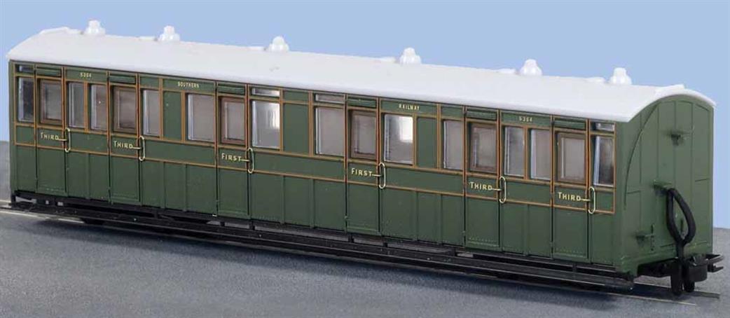 Peco OO9 GR-401A Lynton & Barnstaple Railway Composite Coach 6364 Southern Railway Livery